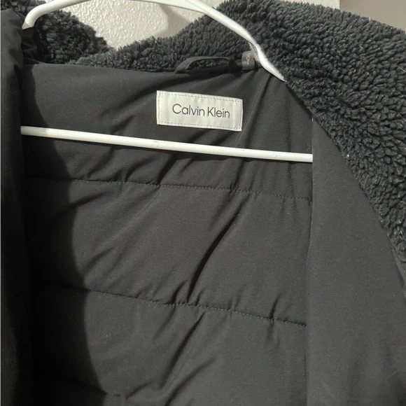 Calvin Klein Women's Charcoal Puffer Jacket - Picture 7 of 9